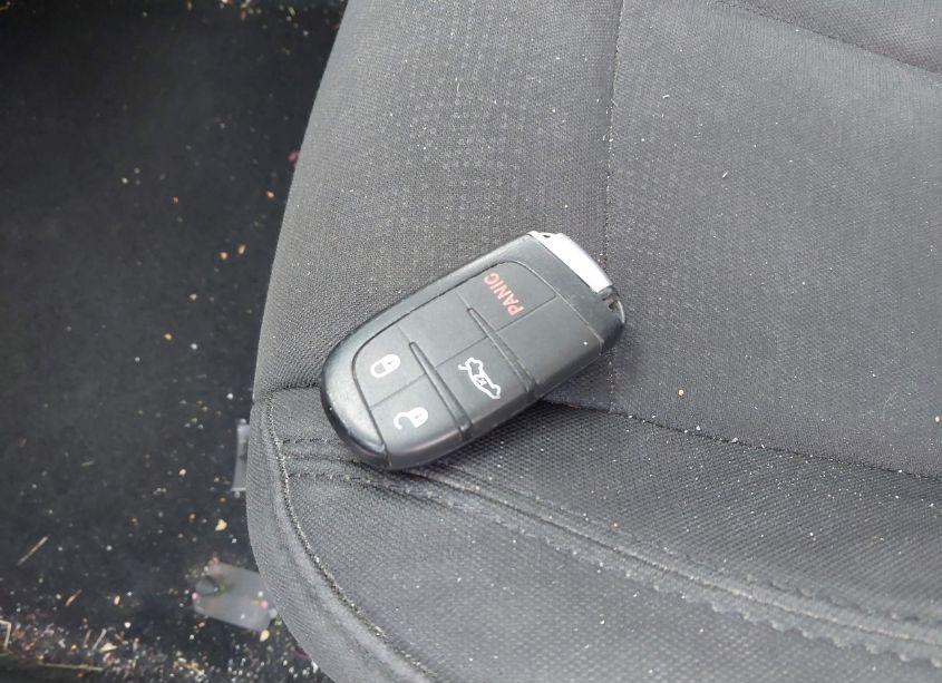 Photo 11 of 2015 Chrysler 200 LIMITED (VIN 1C3CCCAB0FN583742)