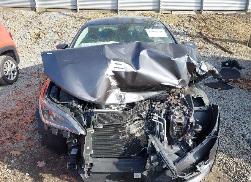 Photo 13 of 2015 Chrysler 200 LIMITED (VIN 1C3CCCAB0FN583742)