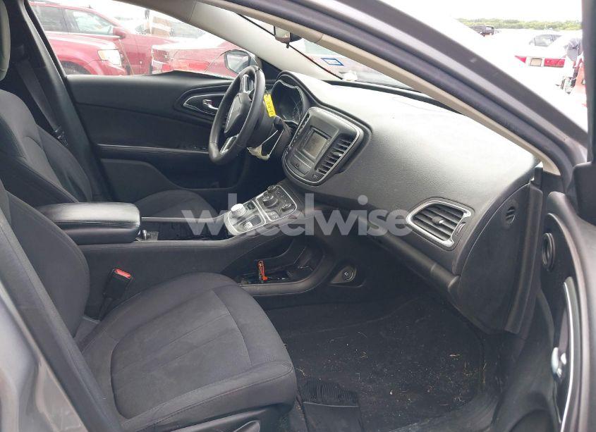 Photo 5 of 2015 Chrysler 200 LIMITED (VIN 1C3CCCAB0FN592442)