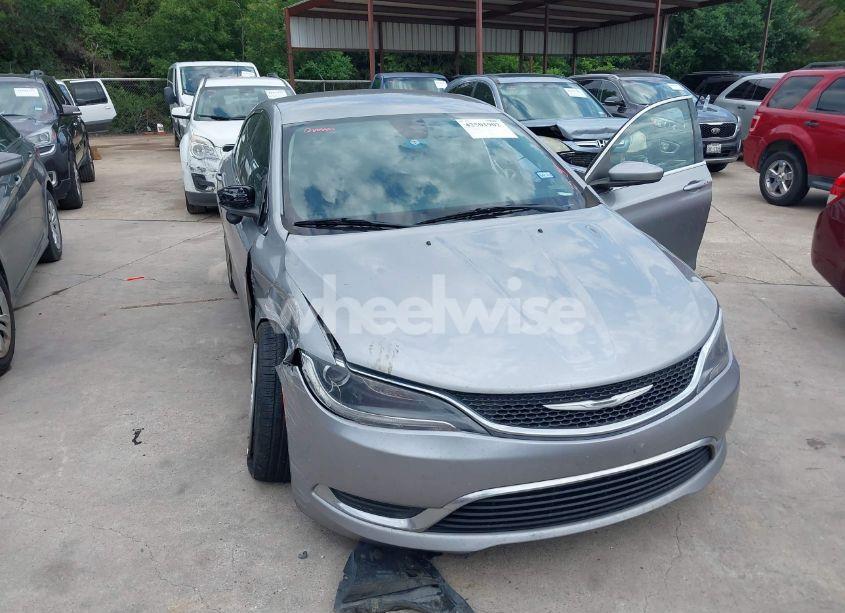 Photo 6 of 2015 Chrysler 200 LIMITED (VIN 1C3CCCAB0FN592442)