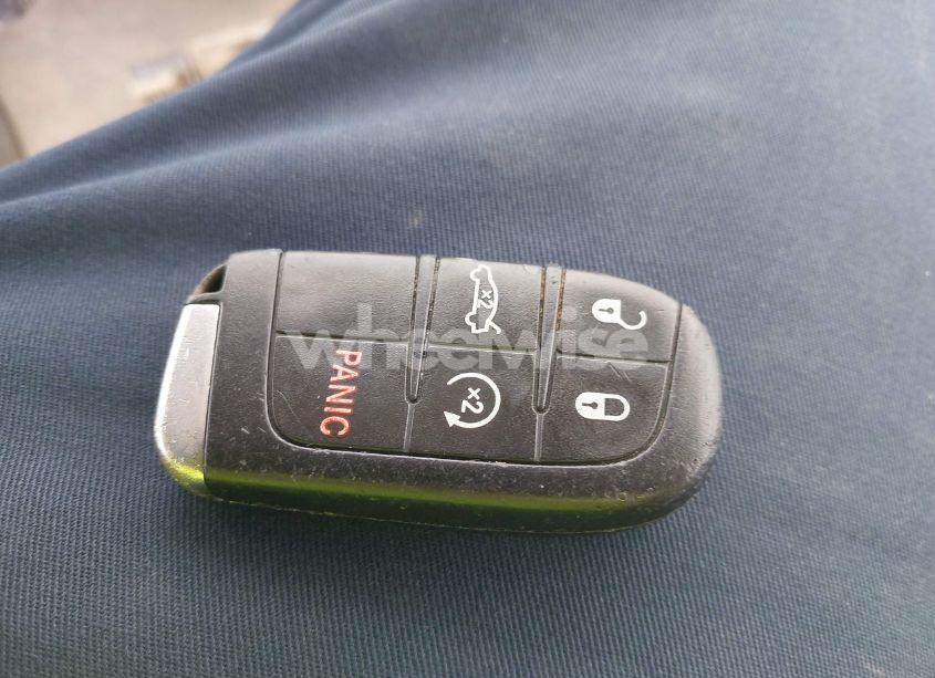 Photo 11 of 2015 Chrysler 200 LIMITED (VIN 1C3CCCAB0FN599181)