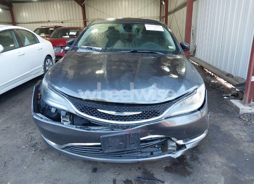 Photo 12 of 2015 Chrysler 200 LIMITED (VIN 1C3CCCAB0FN602239)