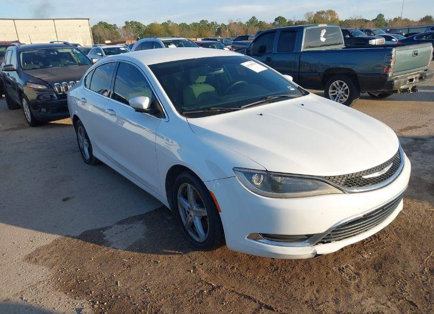 2015 Chrysler 200 LIMITED (VIN 1C3CCCAB0FN608011) main photo