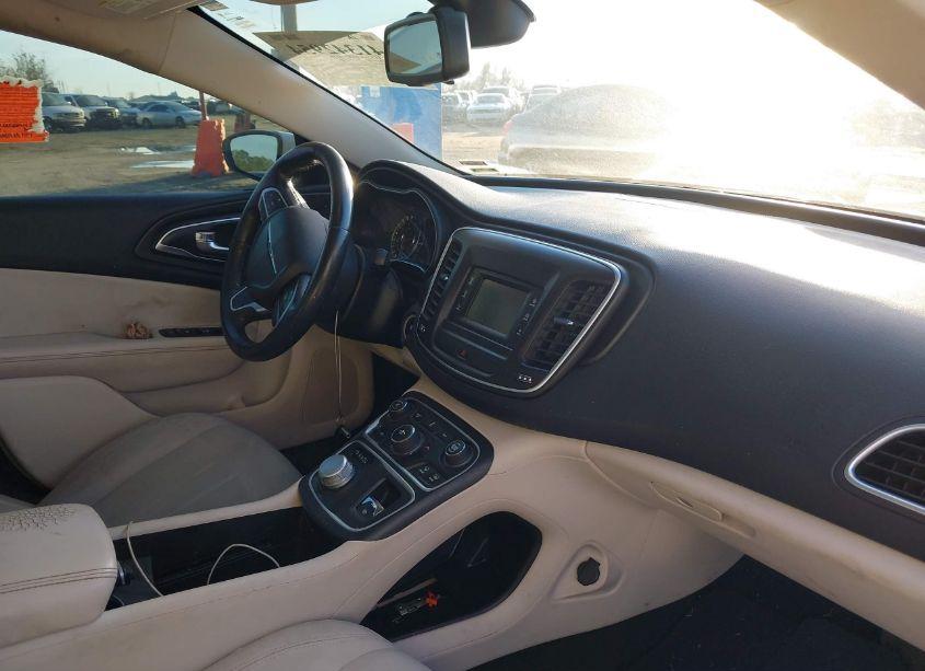 Photo 5 of 2015 Chrysler 200 LIMITED (VIN 1C3CCCAB0FN608011)