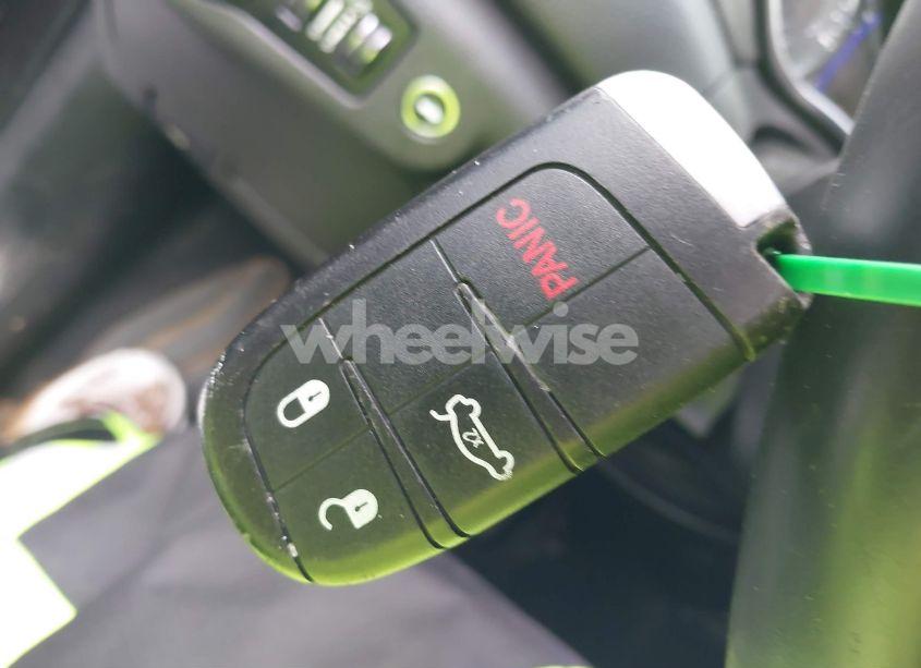 Photo 11 of 2015 Chrysler 200 LIMITED (VIN 1C3CCCAB0FN620143)