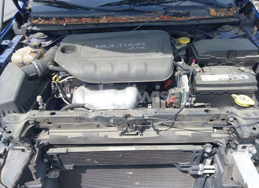 Photo 10 of 2015 Chrysler 200 LIMITED (VIN 1C3CCCAB0FN628534)