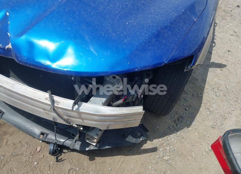 Photo 13 of 2015 Chrysler 200 LIMITED (VIN 1C3CCCAB0FN628534)