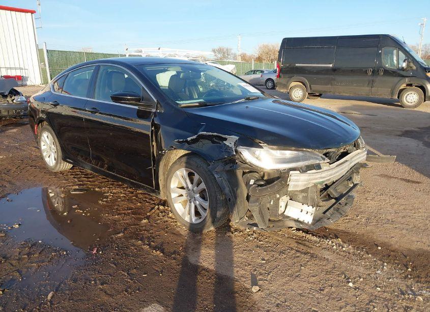 2015 Chrysler 200 LIMITED (VIN 1C3CCCAB0FN657967) main photo