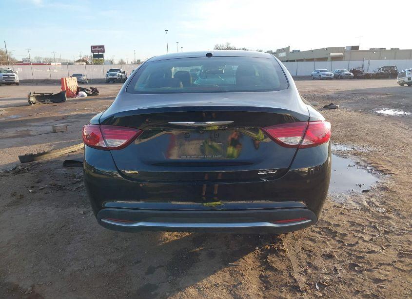 Photo 17 of 2015 Chrysler 200 LIMITED (VIN 1C3CCCAB0FN657967)