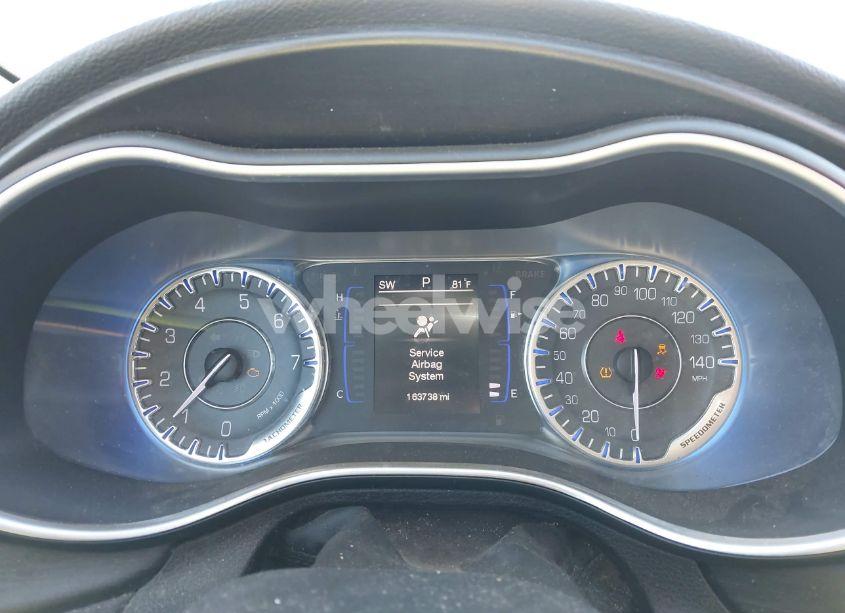 Photo 7 of 2015 Chrysler 200 LIMITED (VIN 1C3CCCAB0FN661033)