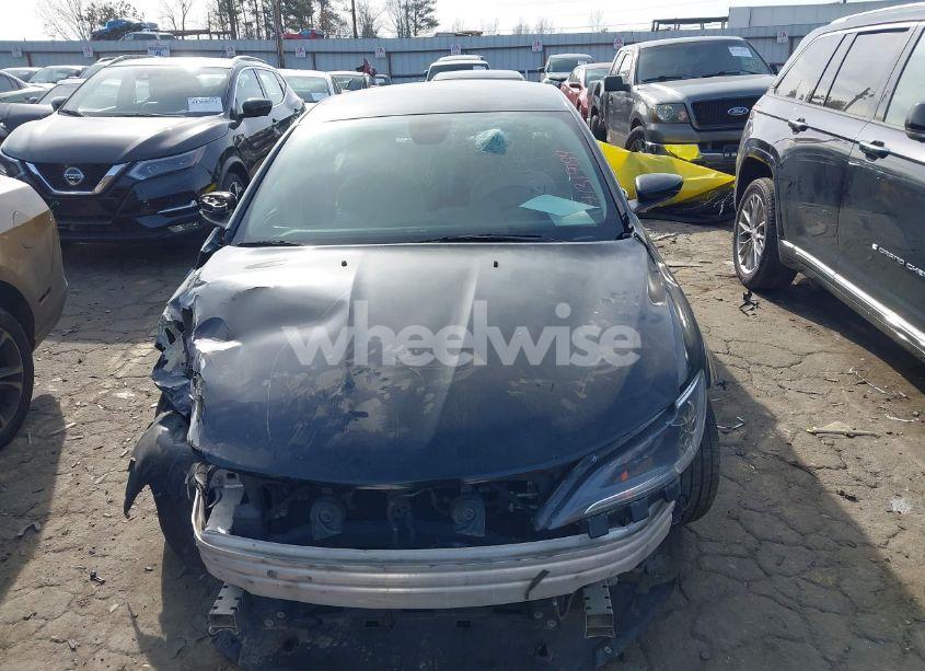 Photo 12 of 2015 Chrysler 200 LIMITED (VIN 1C3CCCAB0FN670248)