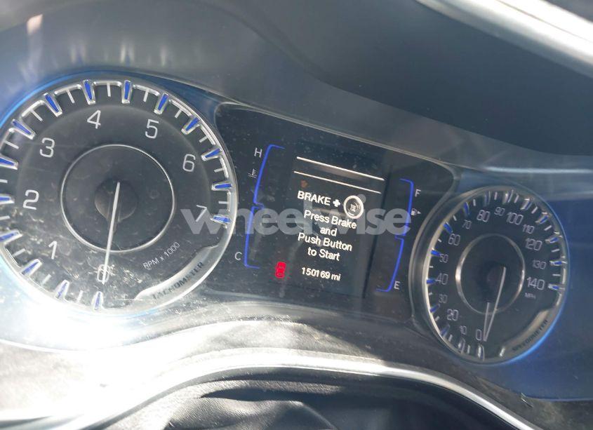 Photo 7 of 2015 Chrysler 200 LIMITED (VIN 1C3CCCAB0FN670248)