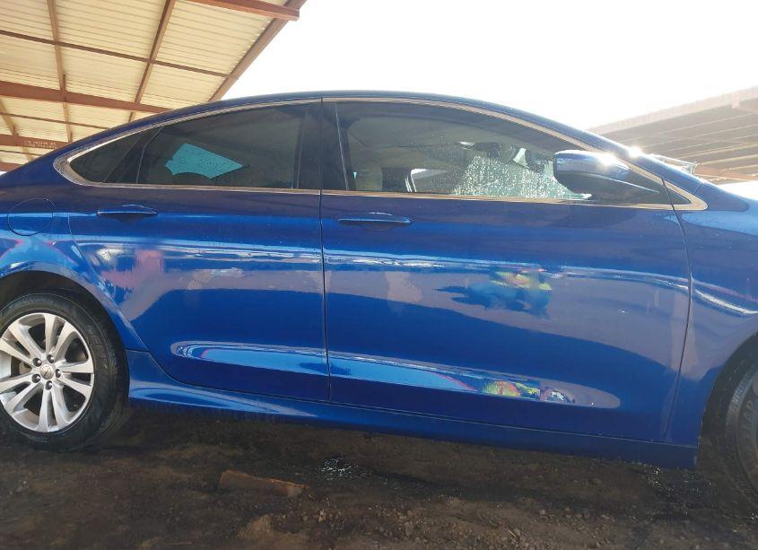 Photo 13 of 2015 Chrysler 200 LIMITED (VIN 1C3CCCAB0FN687521)