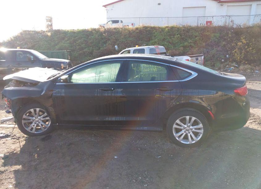 Photo 14 of 2015 Chrysler 200 LIMITED (VIN 1C3CCCAB0FN691102)