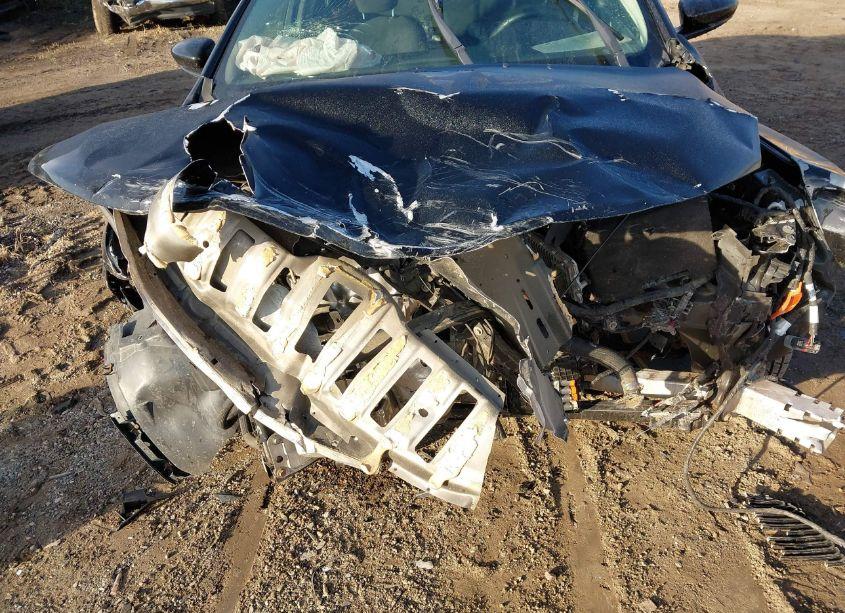 Photo 6 of 2015 Chrysler 200 LIMITED (VIN 1C3CCCAB0FN691102)