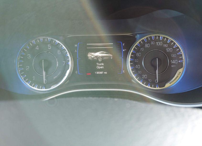 Photo 7 of 2015 Chrysler 200 LIMITED (VIN 1C3CCCAB0FN691102)