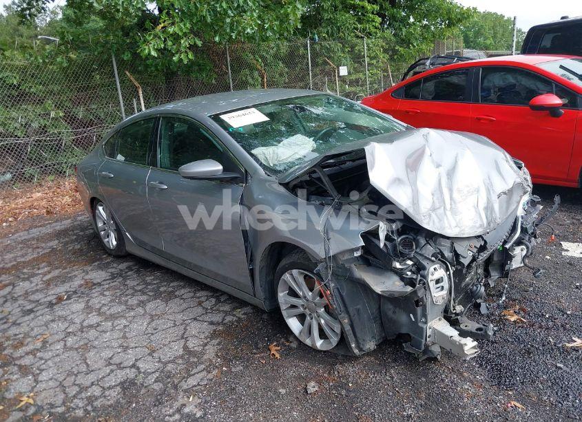 2015 Chrysler 200 LIMITED (VIN 1C3CCCAB0FN701949) main photo