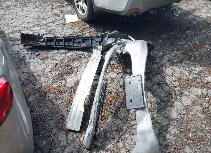 Photo 12 of 2015 Chrysler 200 LIMITED (VIN 1C3CCCAB0FN701949)