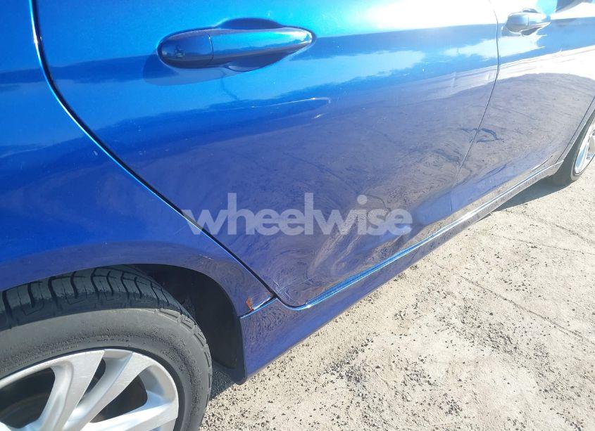 Photo 6 of 2015 Chrysler 200 LIMITED (VIN 1C3CCCAB0FN704267)