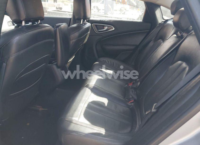 Photo 8 of 2015 Chrysler 200 LIMITED (VIN 1C3CCCAB0FN707847)