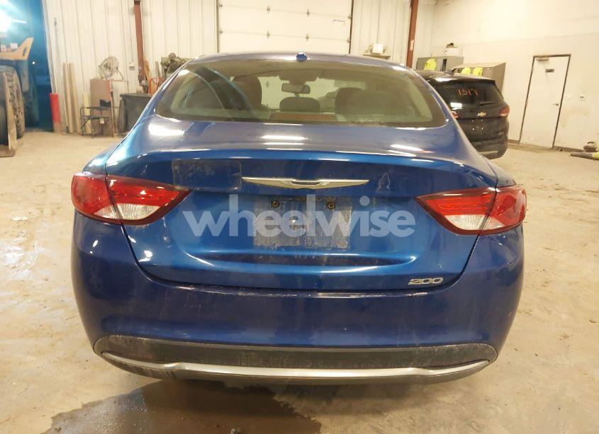 Photo 16 of 2015 Chrysler 200 LIMITED (VIN 1C3CCCAB0FN708318)