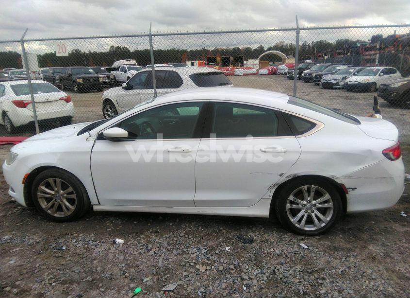 Photo 14 of 2015 Chrysler 200 LIMITED (VIN 1C3CCCAB0FN715463)