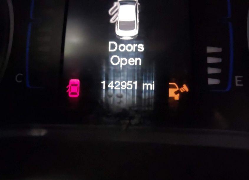 Photo 16 of 2015 Chrysler 200 LIMITED (VIN 1C3CCCAB0FN720257)