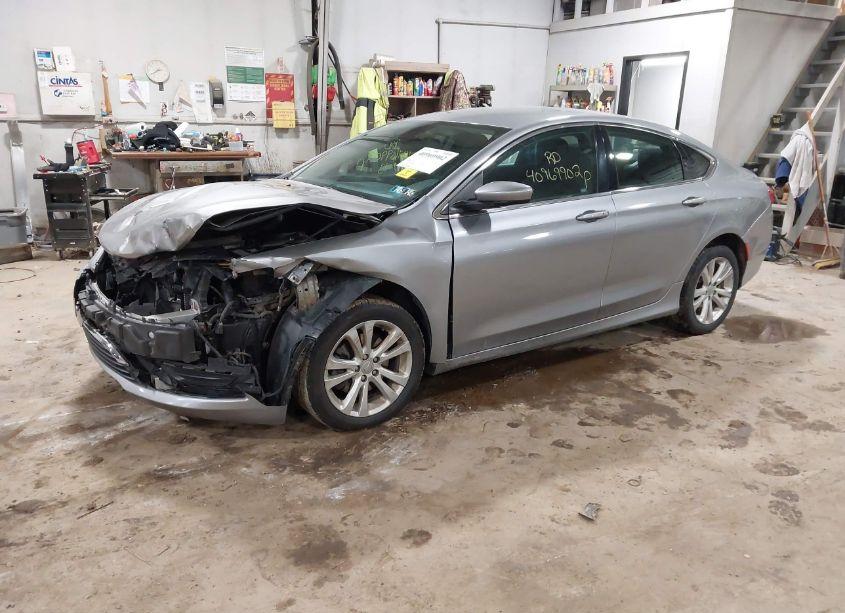 Photo 2 of 2015 Chrysler 200 LIMITED (VIN 1C3CCCAB0FN720257)