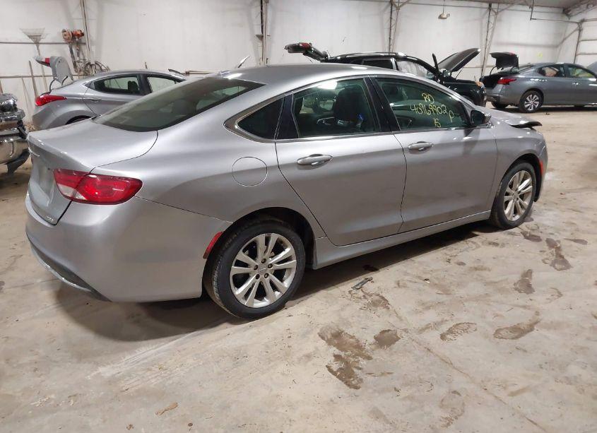 Photo 4 of 2015 Chrysler 200 LIMITED (VIN 1C3CCCAB0FN720257)