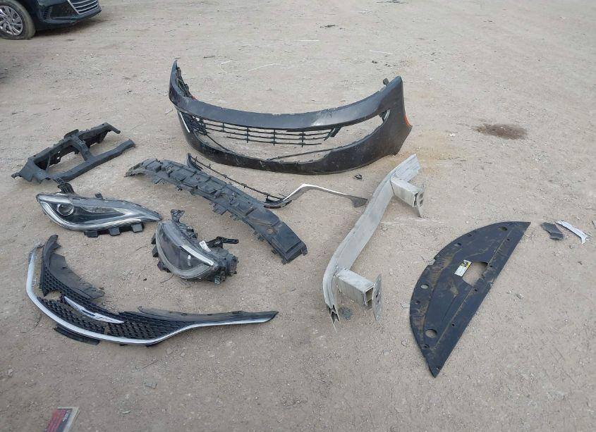 Photo 12 of 2015 Chrysler 200 LIMITED (VIN 1C3CCCAB0FN734966)