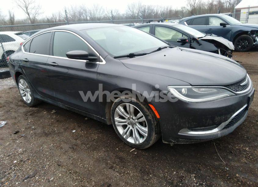 2015 Chrysler 200 LIMITED (VIN 1C3CCCAB0FN738371) main photo