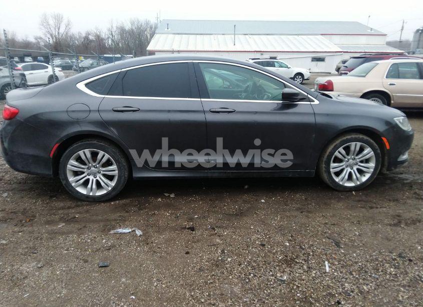 Photo 13 of 2015 Chrysler 200 LIMITED (VIN 1C3CCCAB0FN738371)