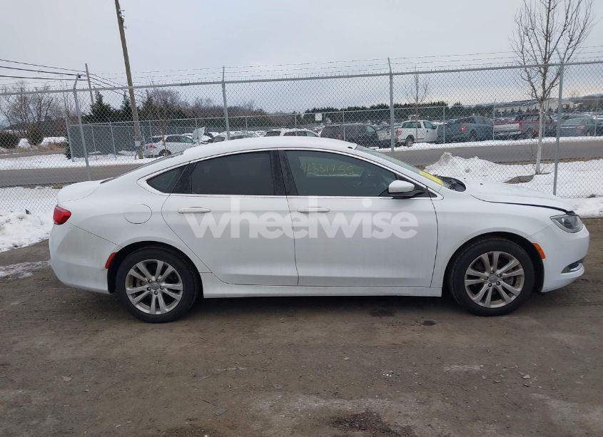 Photo 13 of 2015 Chrysler 200 LIMITED (VIN 1C3CCCAB0FN738953)