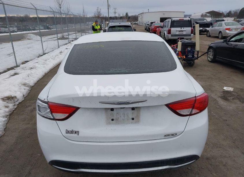 Photo 16 of 2015 Chrysler 200 LIMITED (VIN 1C3CCCAB0FN738953)