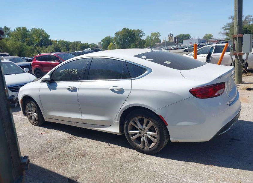 Photo 14 of 2015 Chrysler 200 LIMITED (VIN 1C3CCCAB0FN744610)