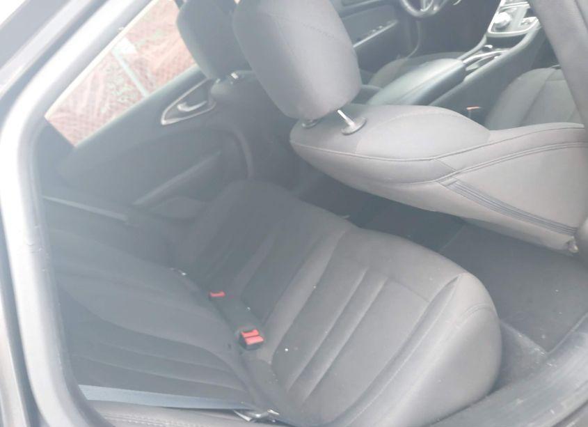 Photo 8 of 2015 Chrysler 200 LIMITED (VIN 1C3CCCAB0FN752318)