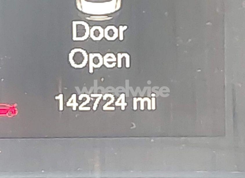 Photo 15 of 2016 Chrysler 200 LIMITED (VIN 1C3CCCAB0GN103751)