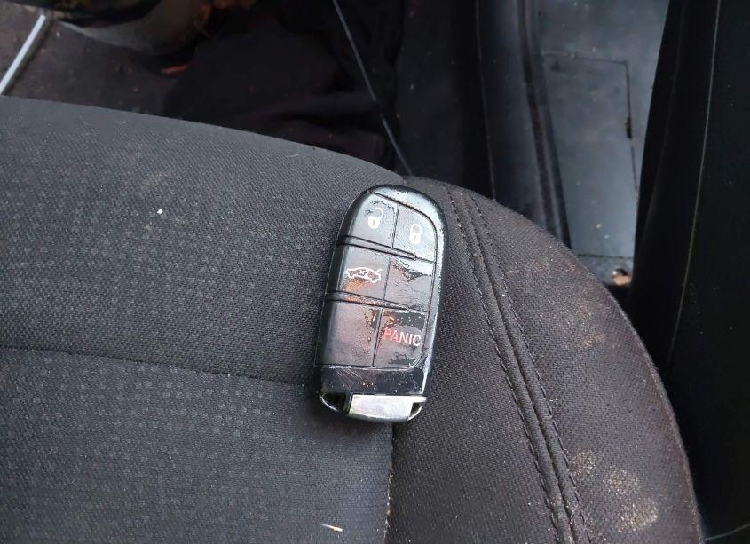 Photo 11 of 2016 Chrysler 200 LIMITED (VIN 1C3CCCAB0GN132196)