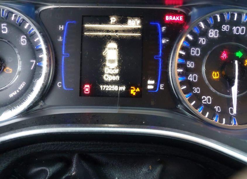 Photo 7 of 2016 Chrysler 200 LIMITED (VIN 1C3CCCAB0GN132196)