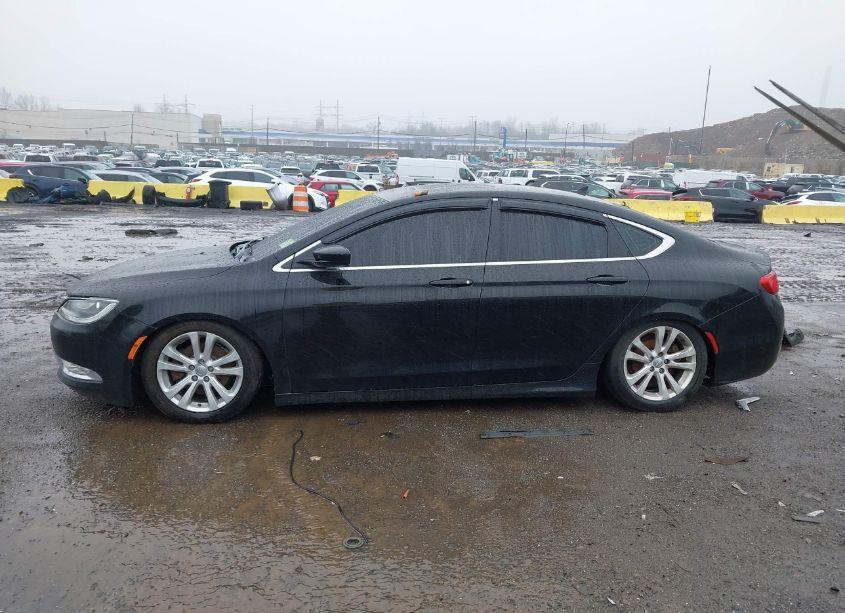 Photo 14 of 2016 Chrysler 200 LIMITED (VIN 1C3CCCAB0GN137334)
