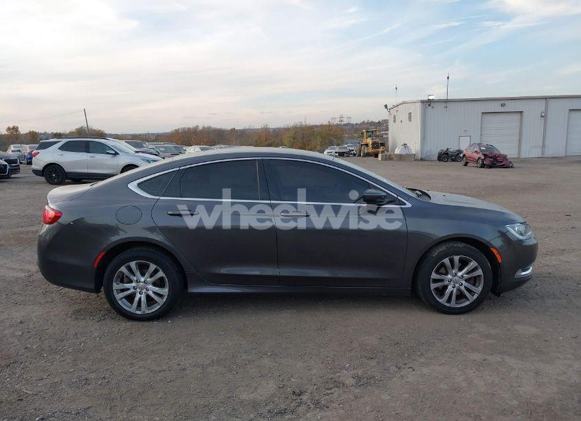 Photo 13 of 2016 Chrysler 200 LIMITED (VIN 1C3CCCAB0GN149337)