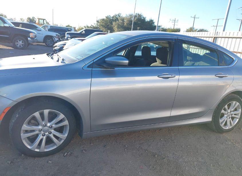 Photo 14 of 2016 Chrysler 200 LIMITED (VIN 1C3CCCAB0GN155672)