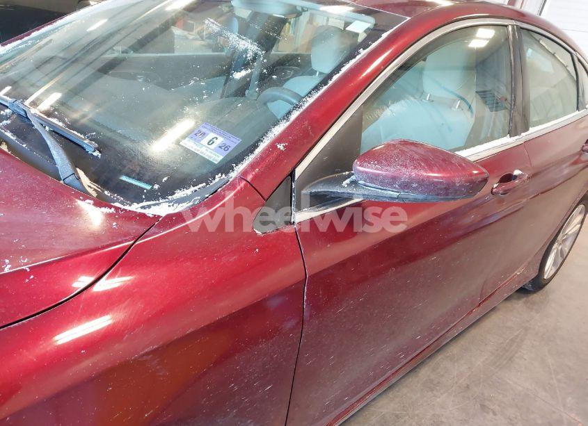 Photo 6 of 2016 Chrysler 200 LIMITED (VIN 1C3CCCAB0GN168664)