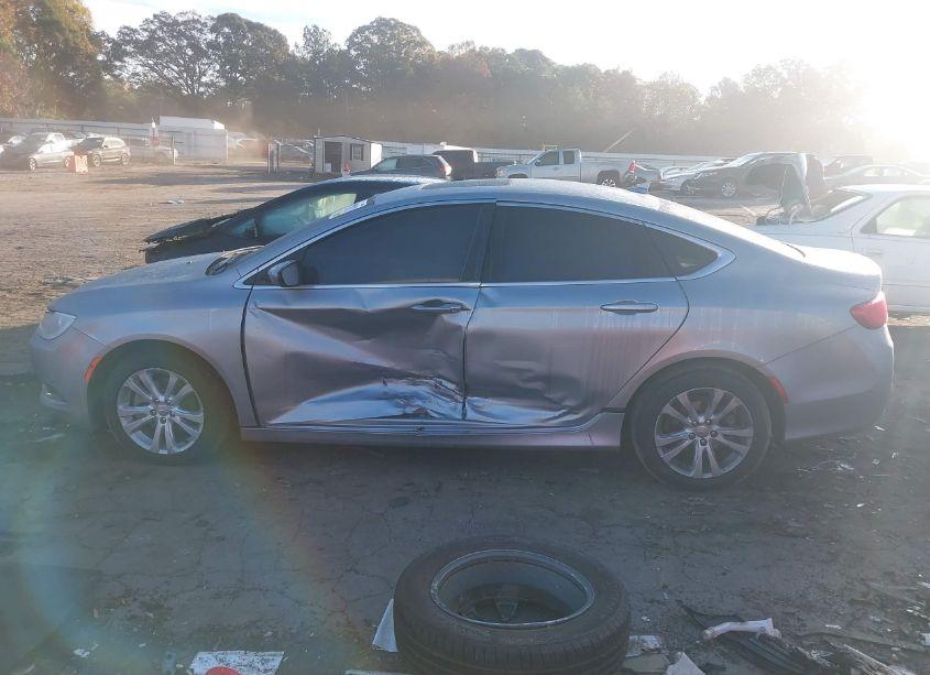 Photo 14 of 2016 Chrysler 200 LIMITED (VIN 1C3CCCAB0GN168938)