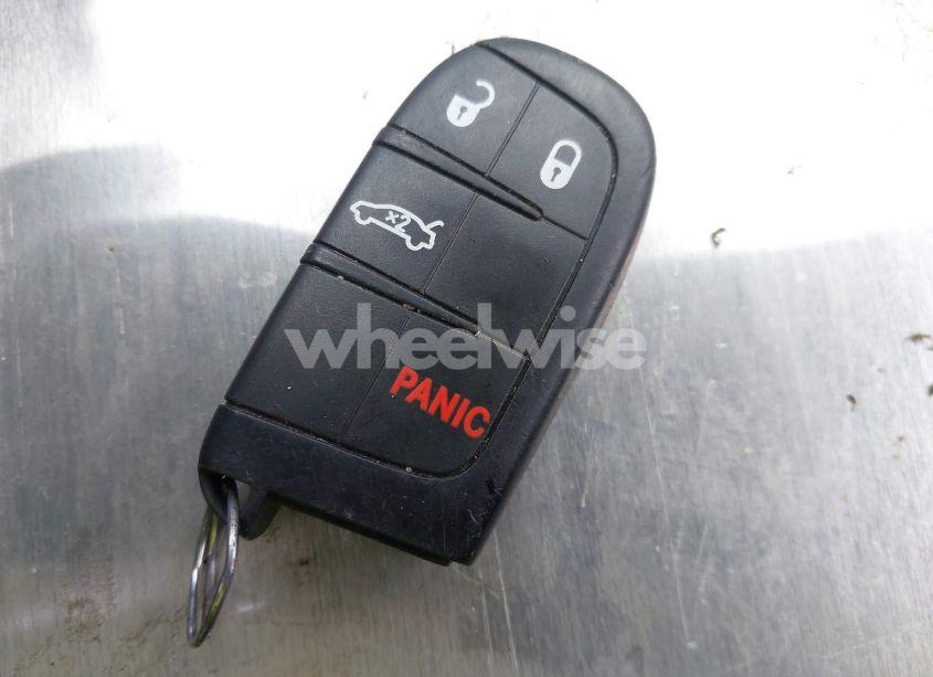 Photo 11 of 2016 Chrysler 200 LIMITED (VIN 1C3CCCAB0GN171323)