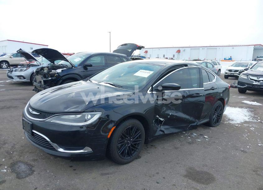 Photo 2 of 2016 Chrysler 200 LIMITED (VIN 1C3CCCAB0GN171323)