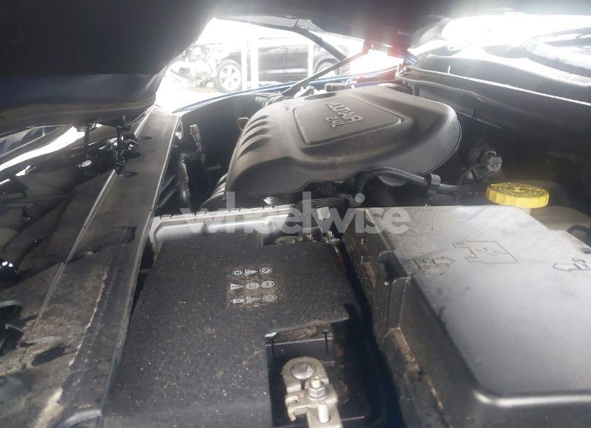 Photo 10 of 2016 Chrysler 200 LIMITED (VIN 1C3CCCAB0GN175310)