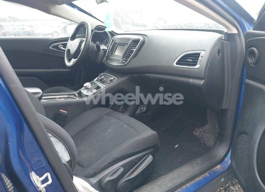 Photo 5 of 2016 Chrysler 200 LIMITED (VIN 1C3CCCAB0GN175310)