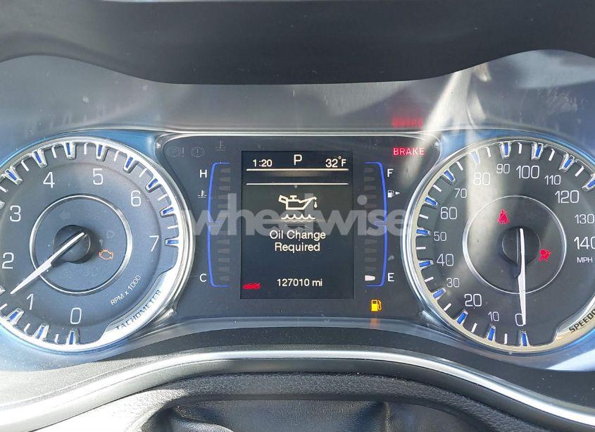 Photo 7 of 2016 Chrysler 200 LIMITED PLATINUM (VIN 1C3CCCAB0GN189384)