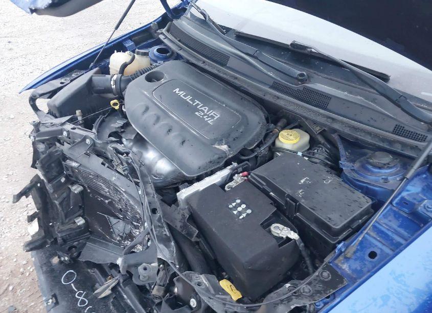 Photo 10 of 2015 Chrysler 200 LIMITED (VIN 1C3CCCAB1FN507690)